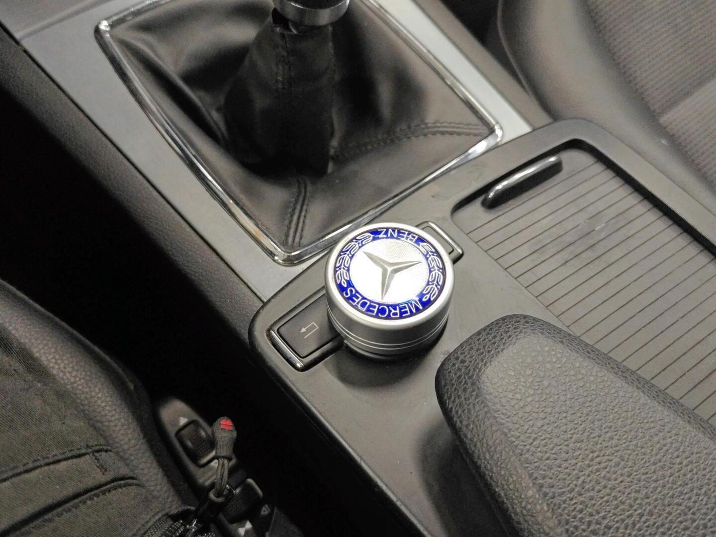 MERCEDES-BENZ C 2008