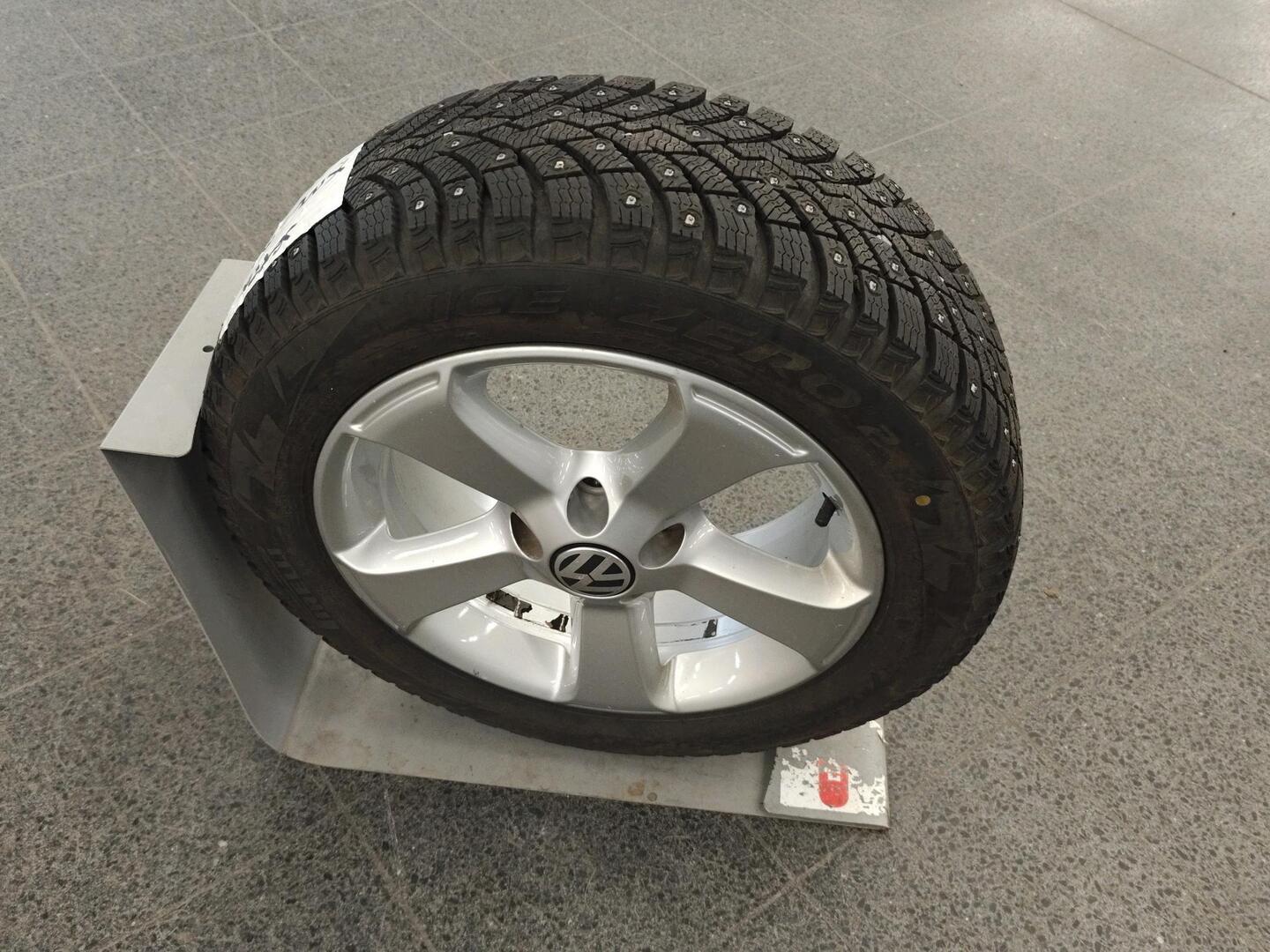 VOLKSWAGEN Jetta 2015