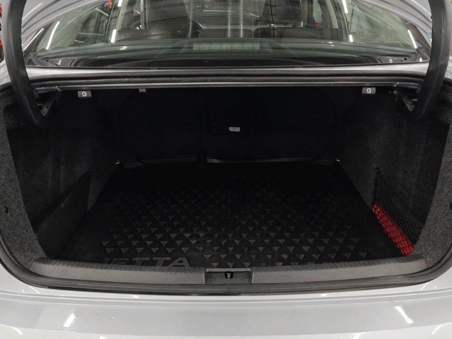 VOLKSWAGEN Jetta 2015