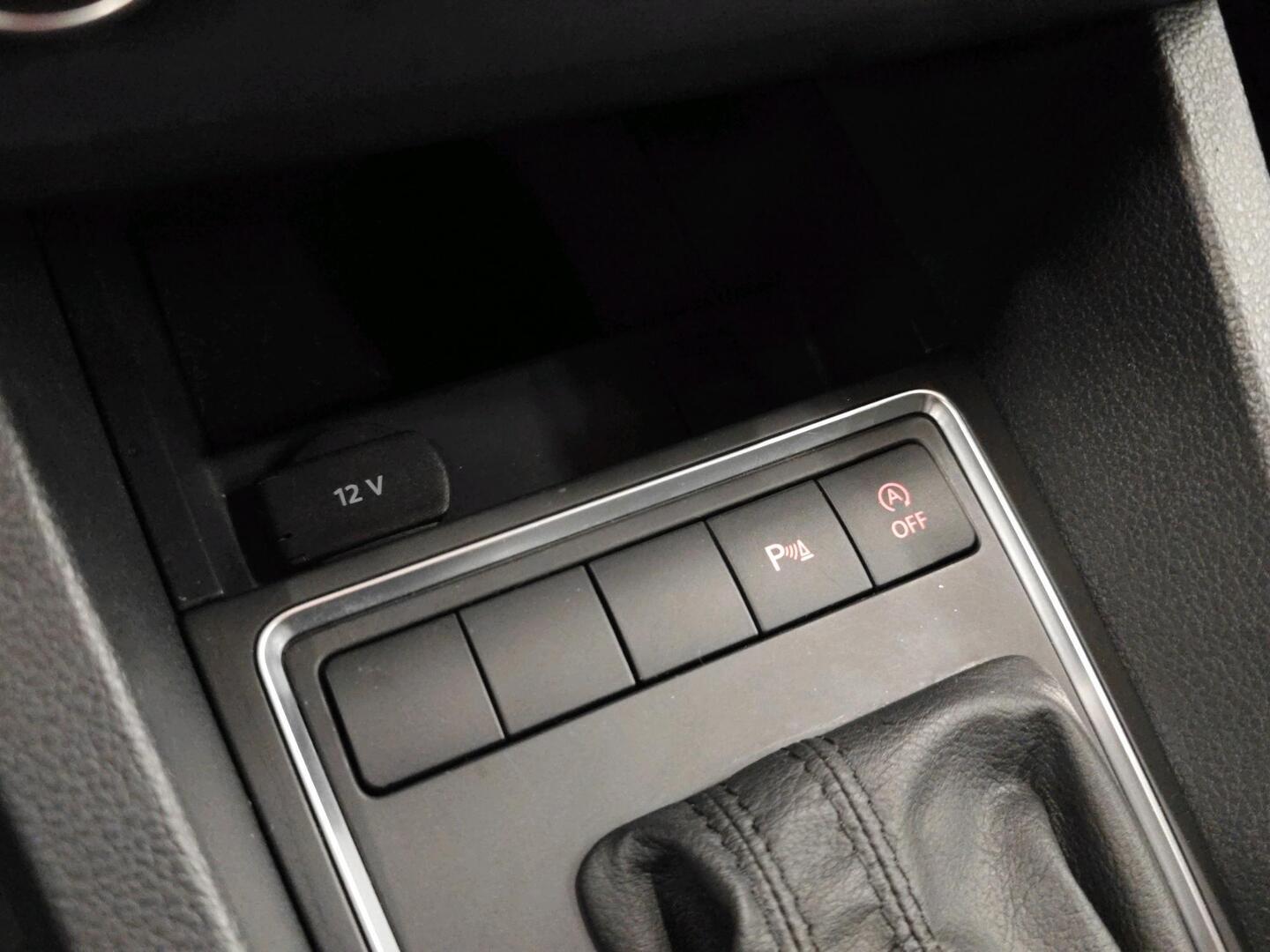 VOLKSWAGEN Jetta 2015