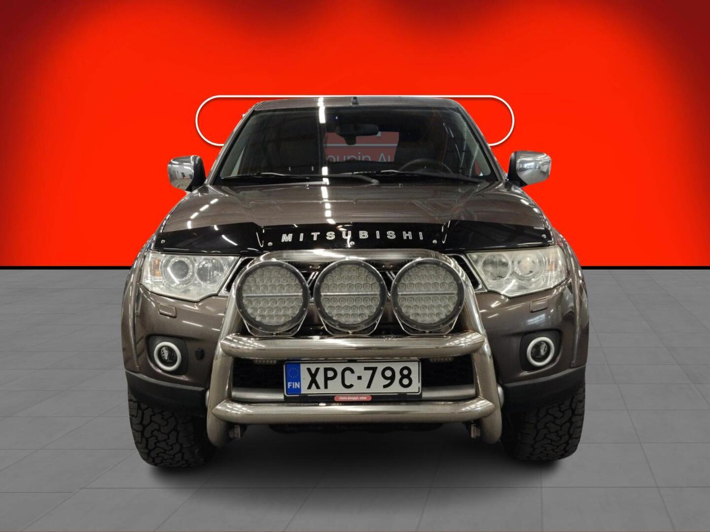 MITSUBISHI L200 2012