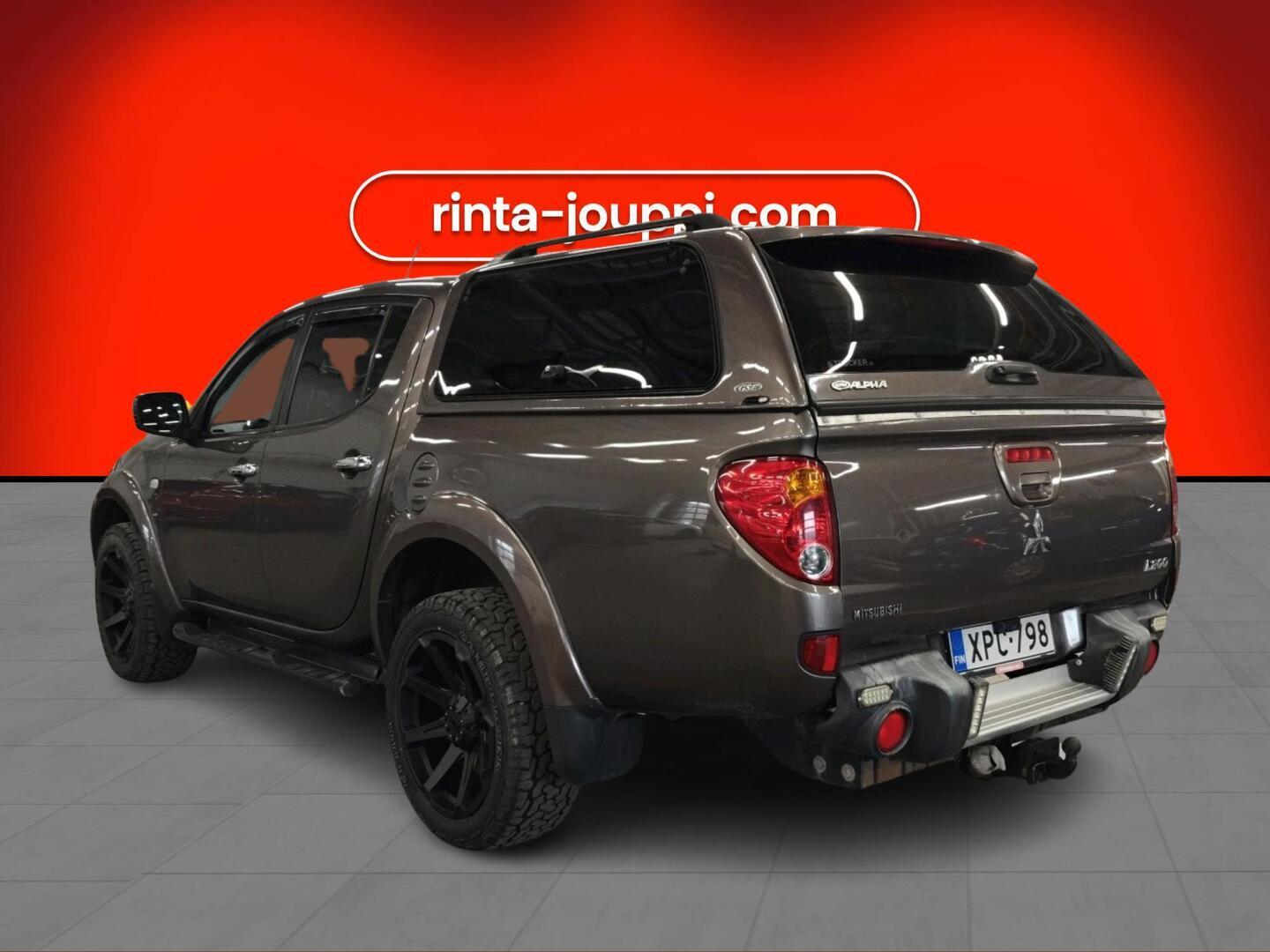 MITSUBISHI L200 2012