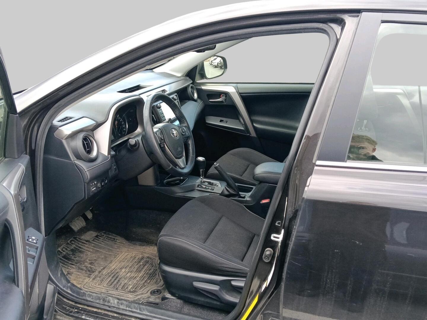 TOYOTA RAV4 2019