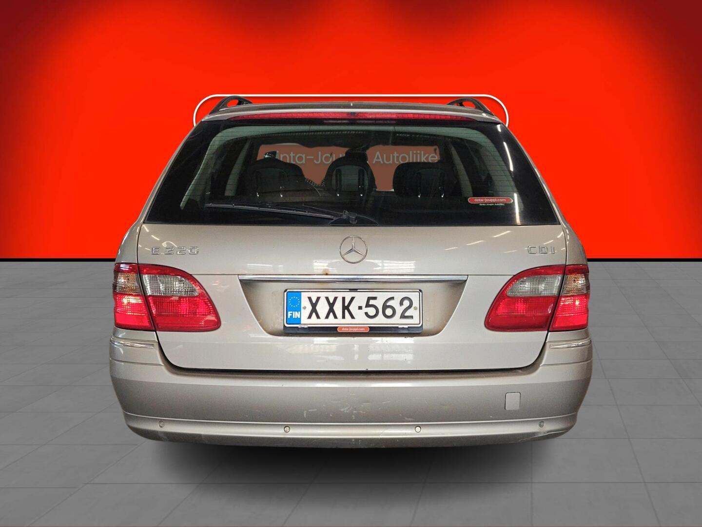 MERCEDES-BENZ E 2006