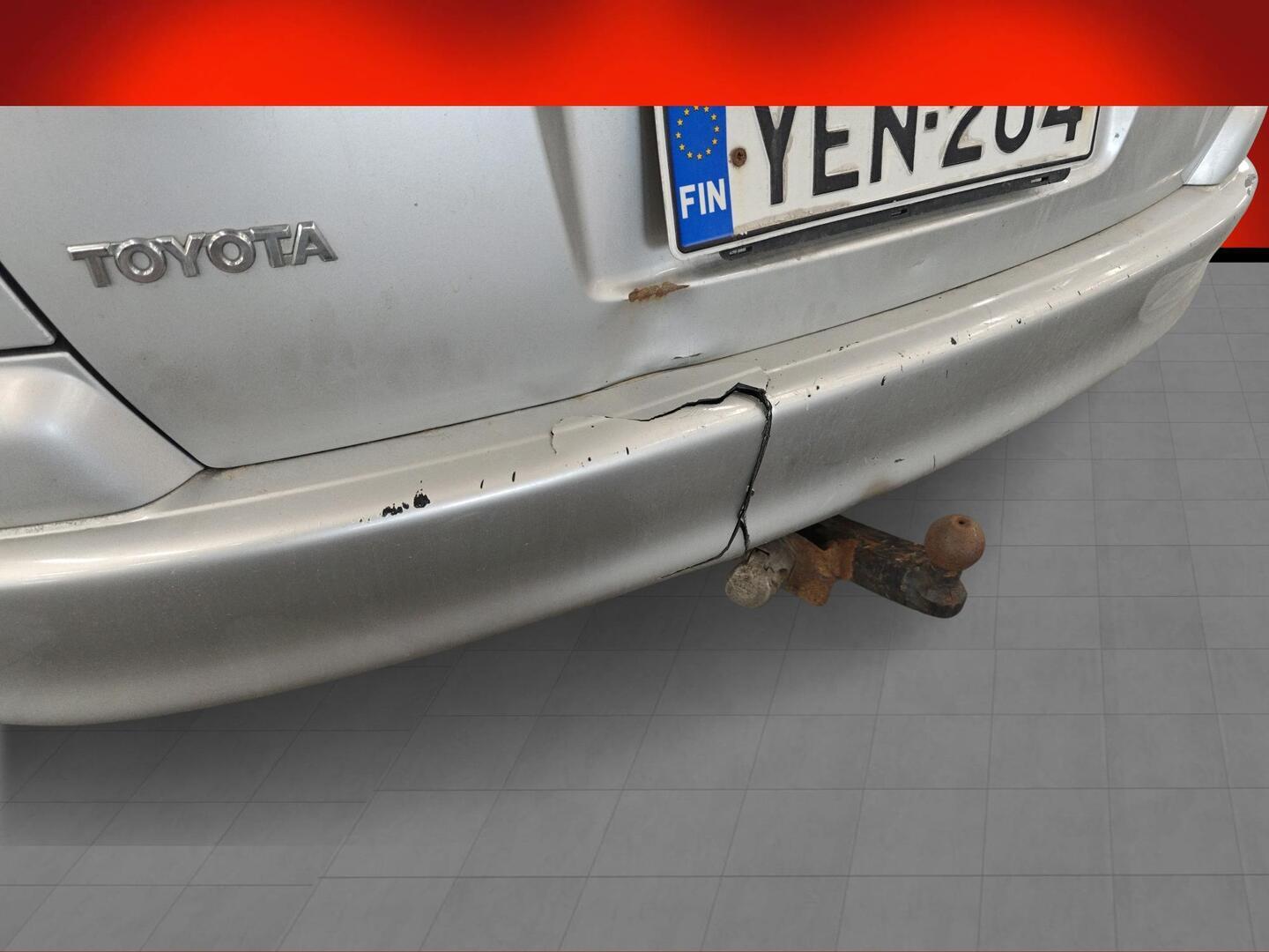 TOYOTA Avensis 2003