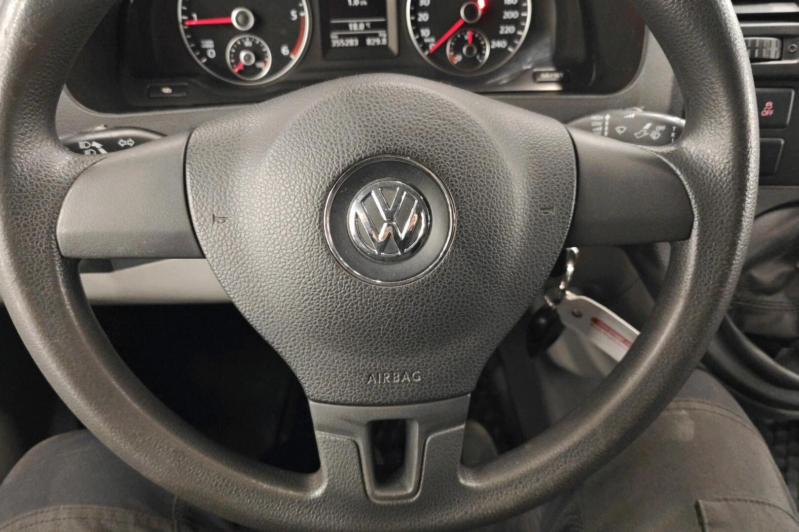 VOLKSWAGEN Transporter 2011