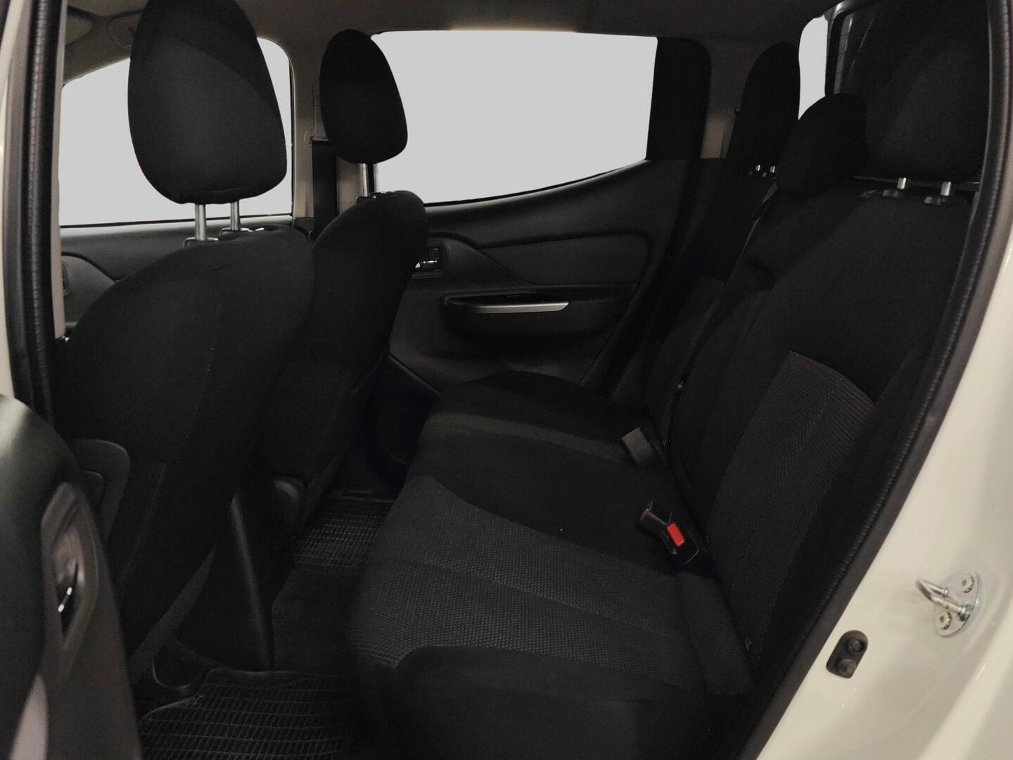 MITSUBISHI L200 2017