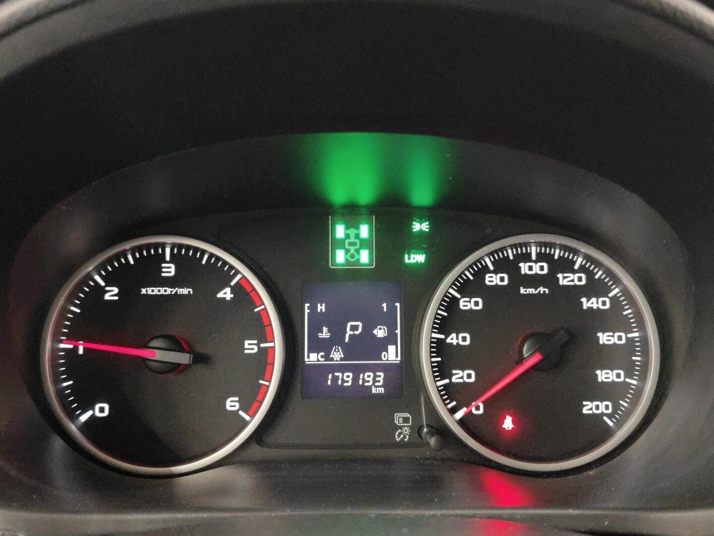 MITSUBISHI L200 2017