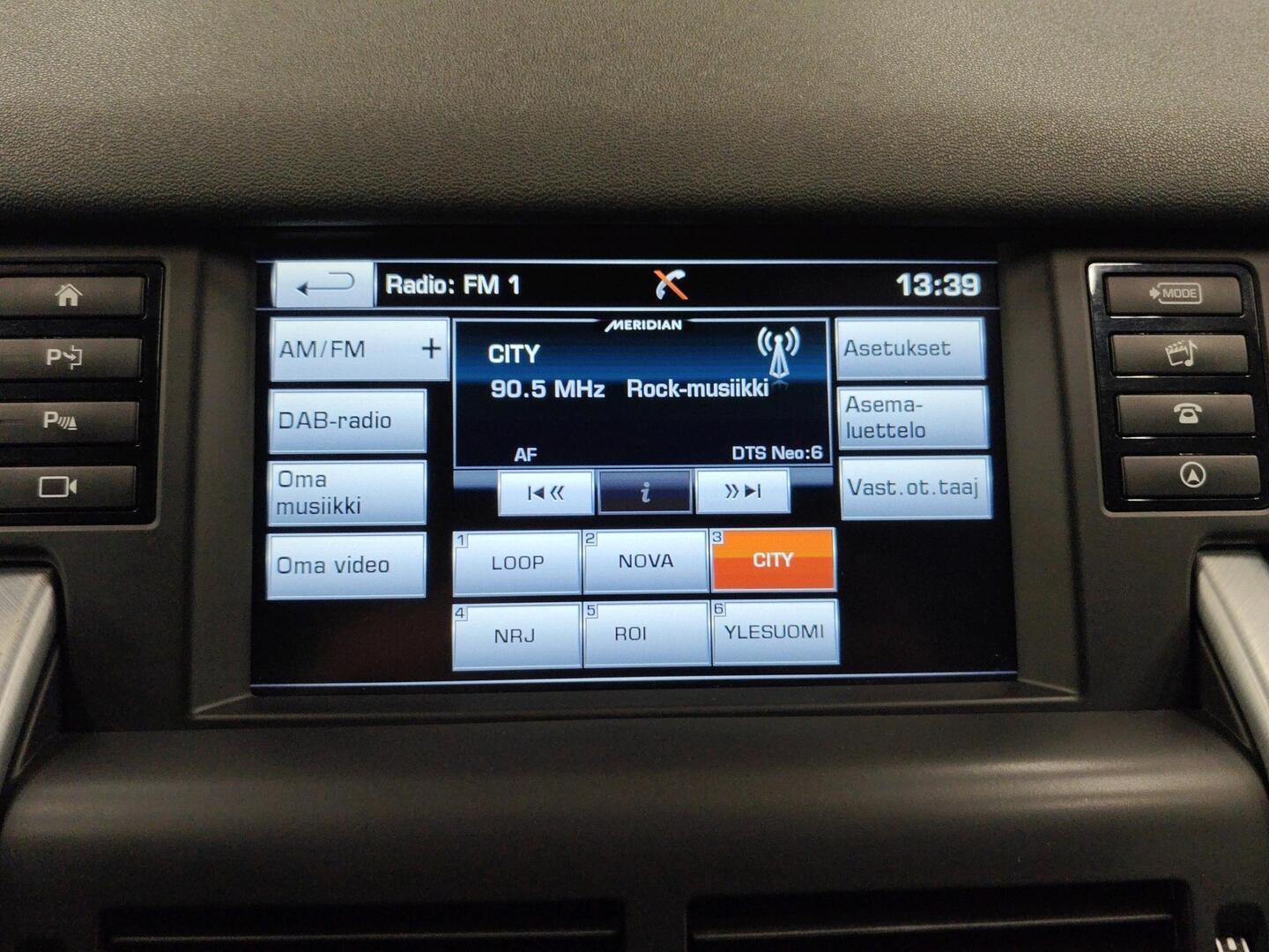 LAND ROVER Discovery 2016