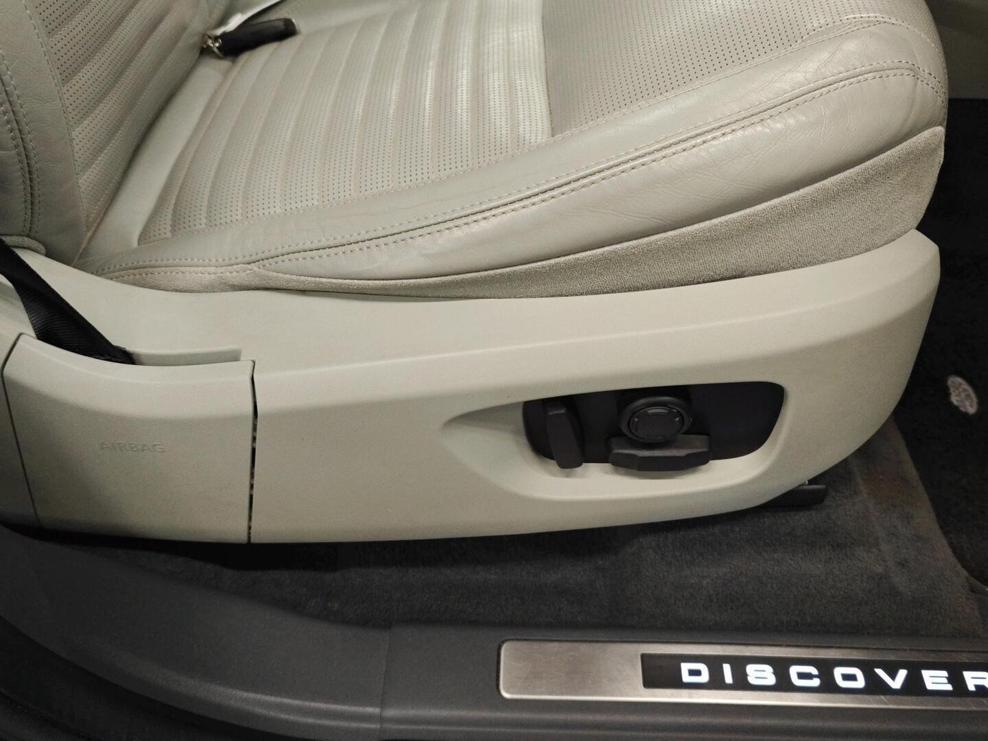 LAND ROVER Discovery 2016