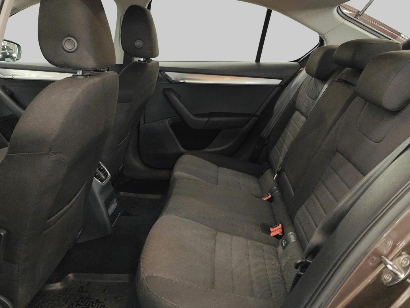 SKODA Octavia 2014