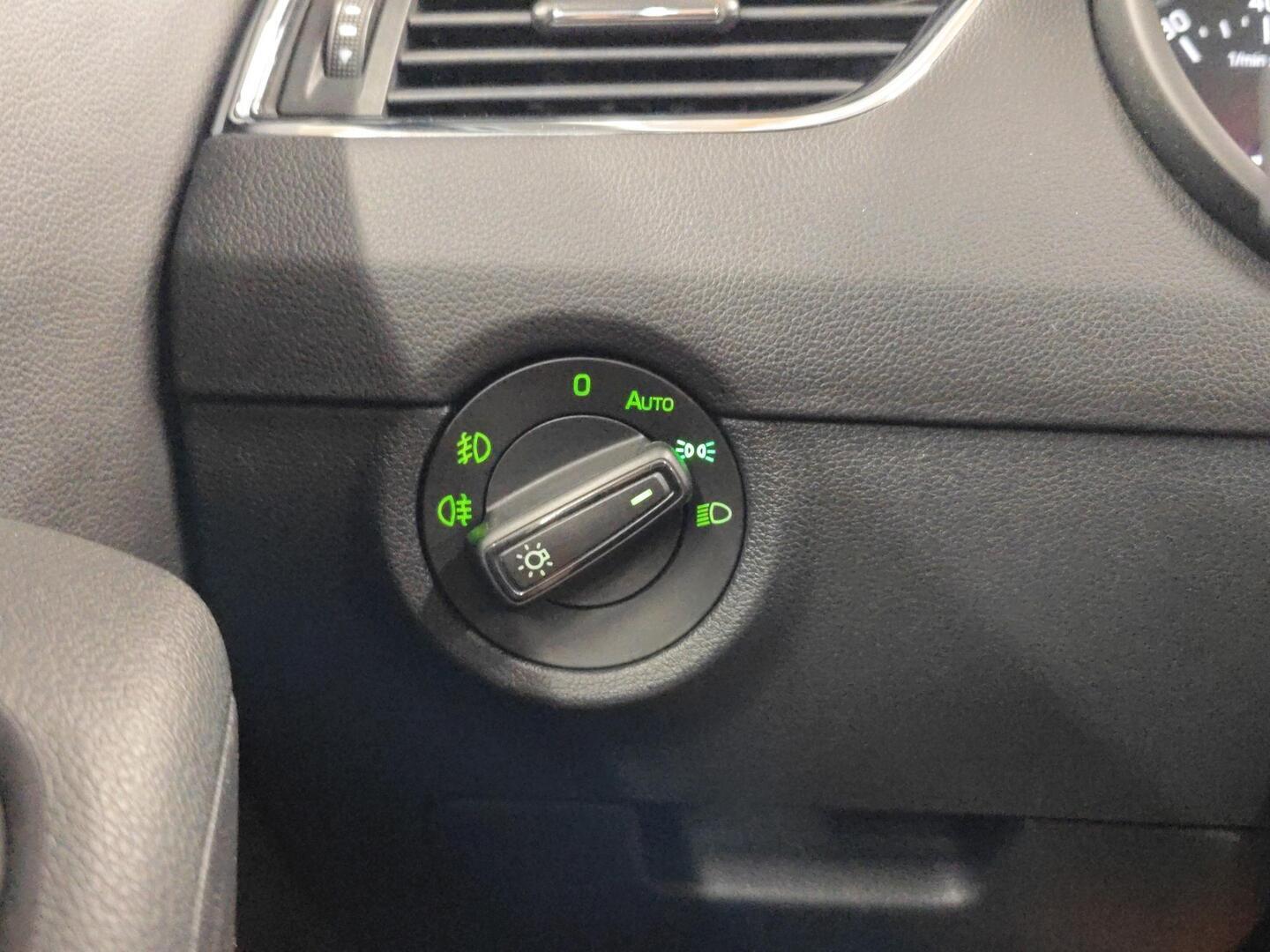 SKODA Octavia 2014
