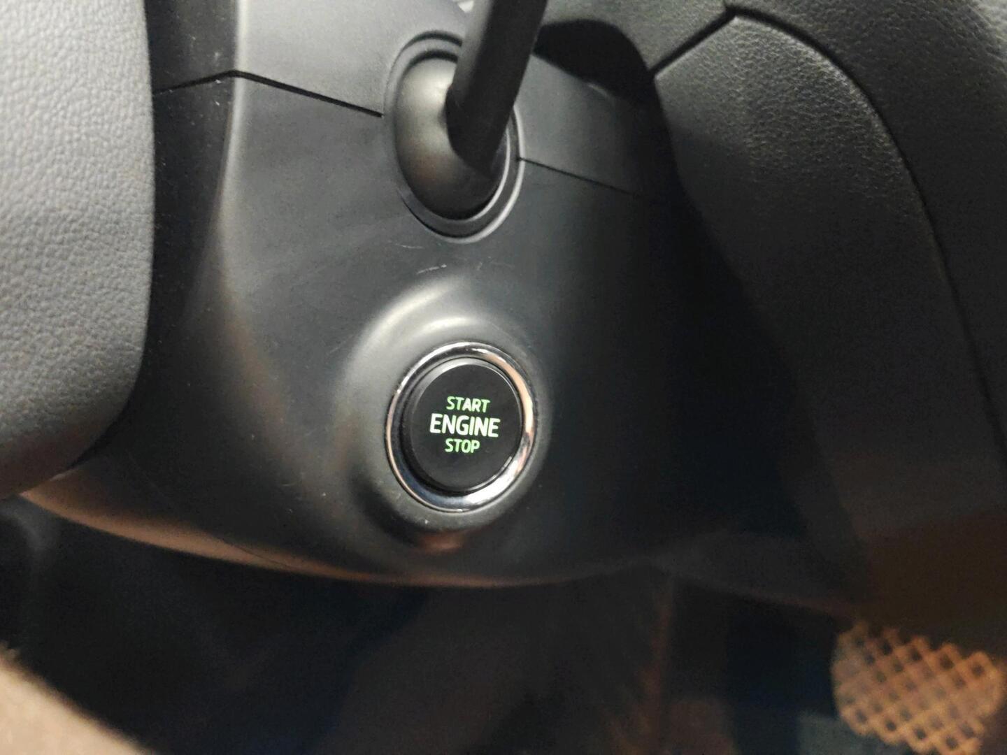 SKODA Octavia 2014