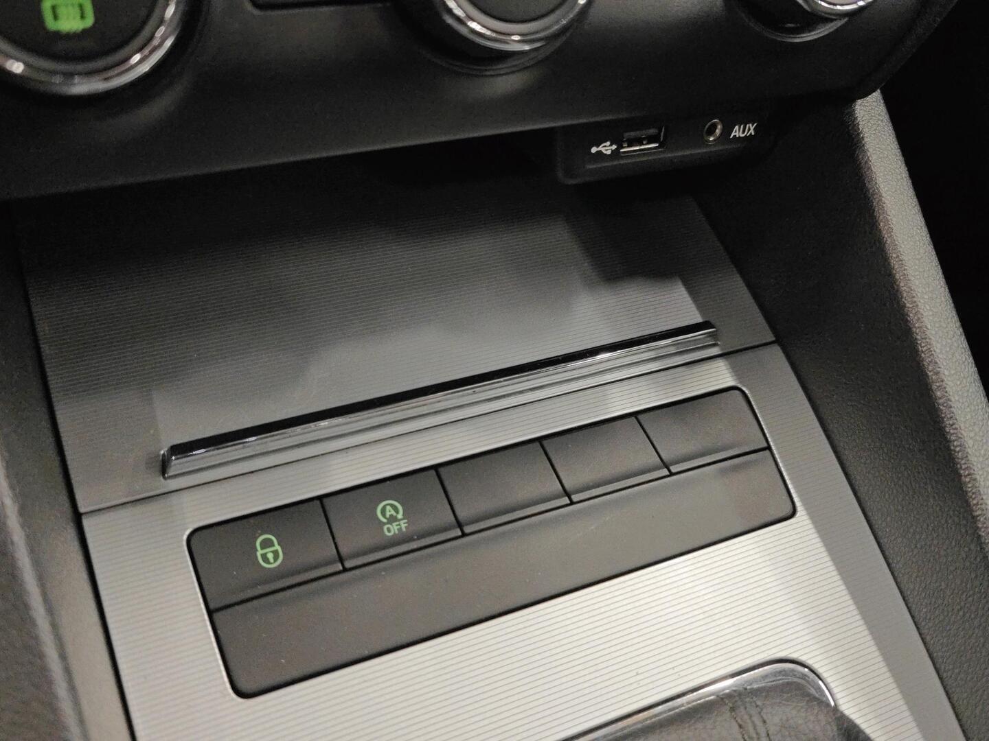 SKODA Octavia 2014