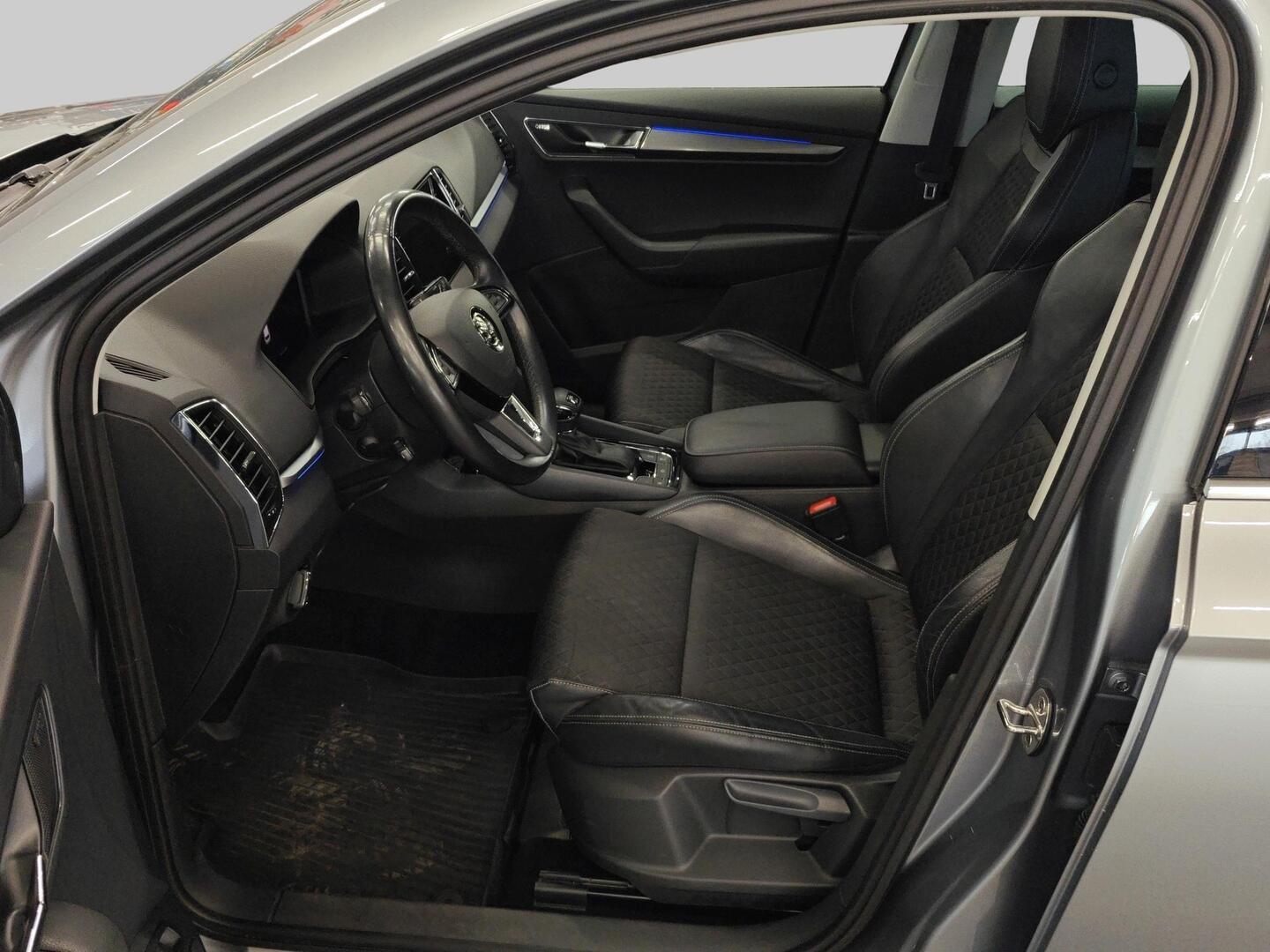 SKODA Karoq 2019