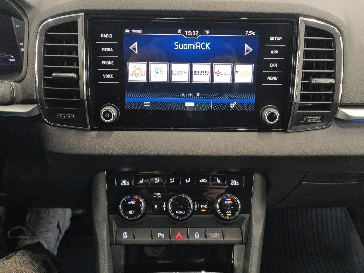 SKODA Karoq 2019