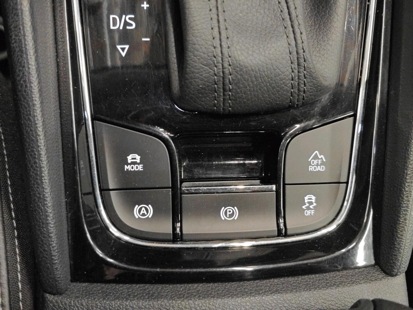 SKODA Karoq 2019