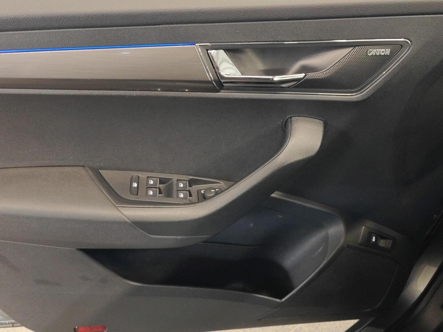 SKODA Karoq 2019