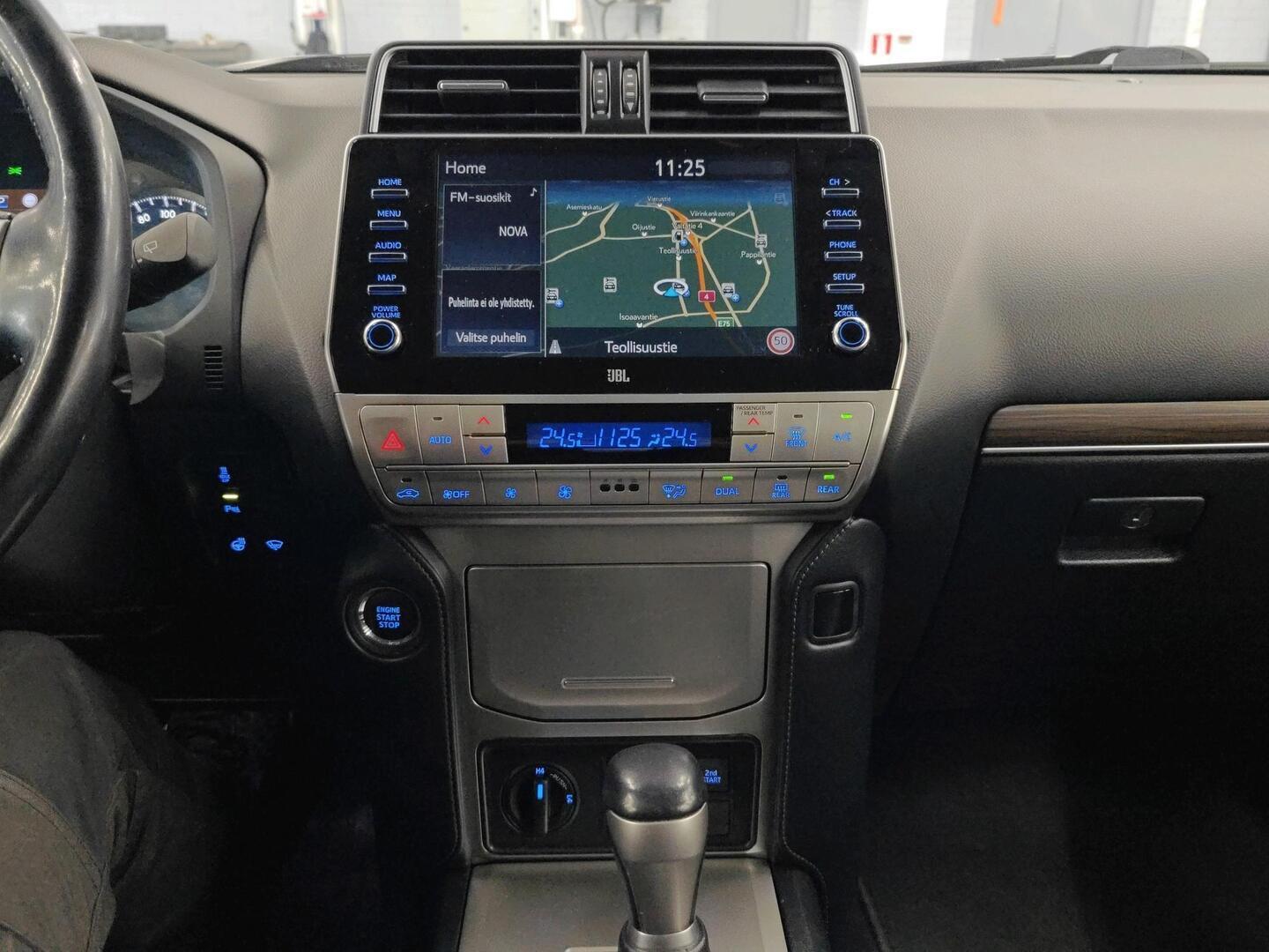 TOYOTA Land Cruiser 2021