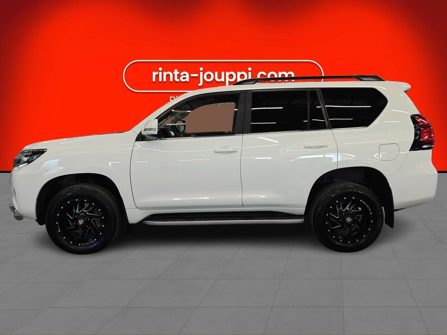 TOYOTA Land Cruiser 2021