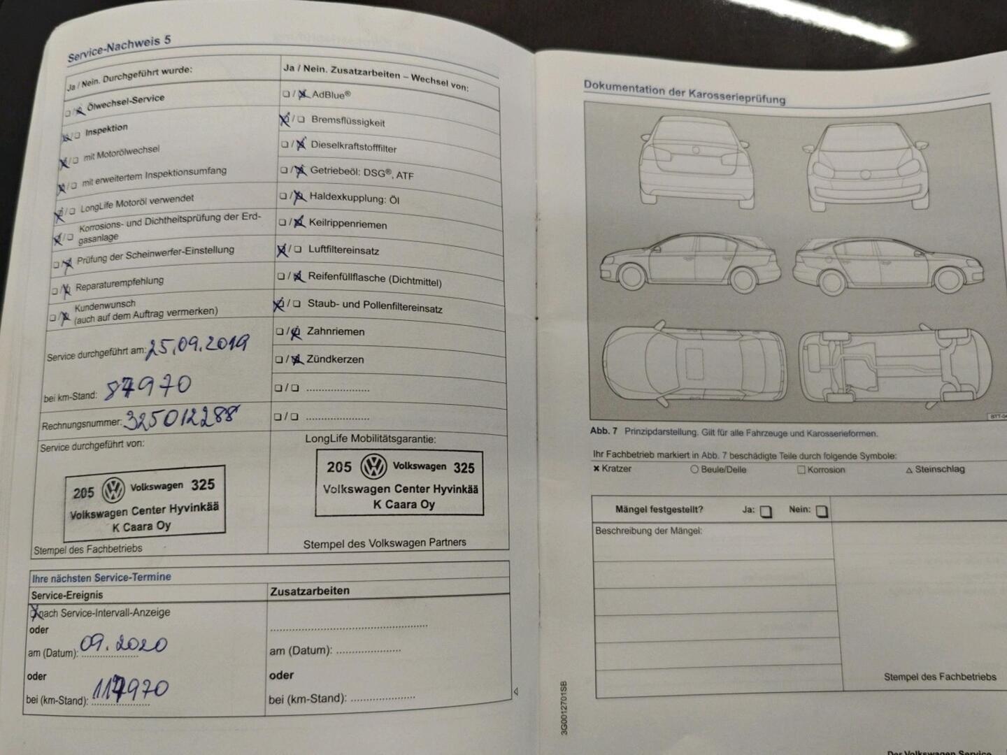 VOLKSWAGEN Touareg 2015