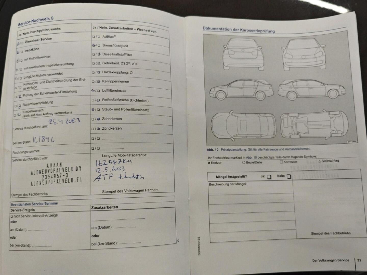 VOLKSWAGEN Touareg 2015