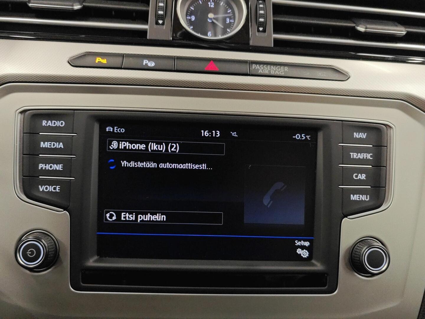 VOLKSWAGEN Passat 2017