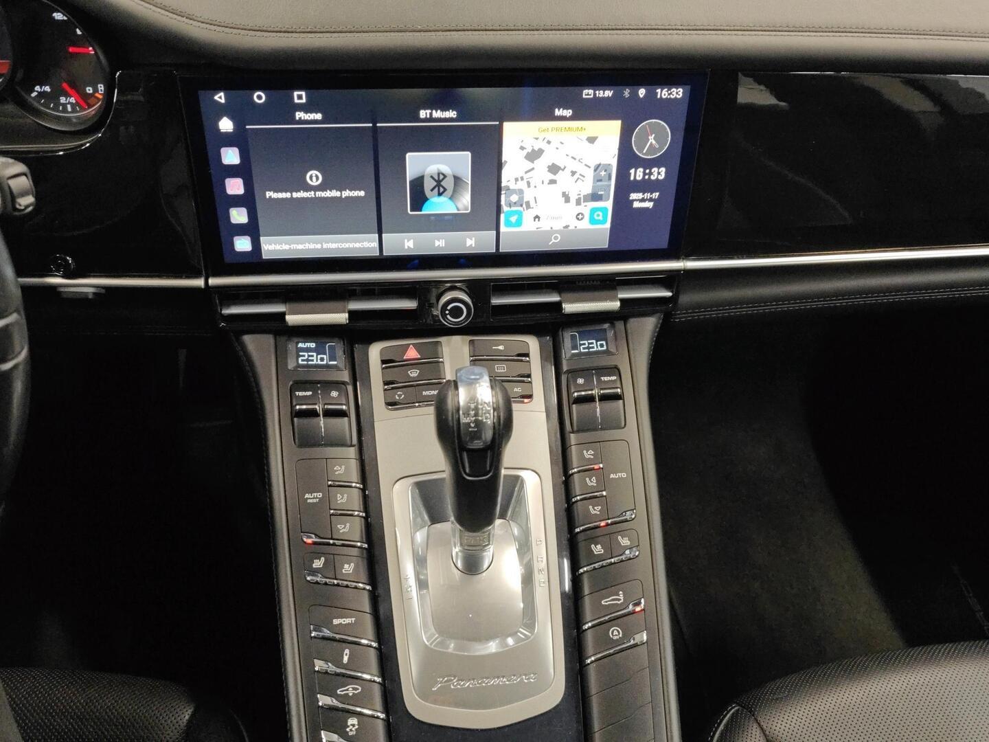 PORSCHE Panamera 2009