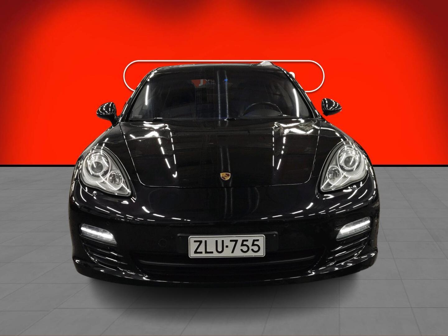 PORSCHE Panamera 2009