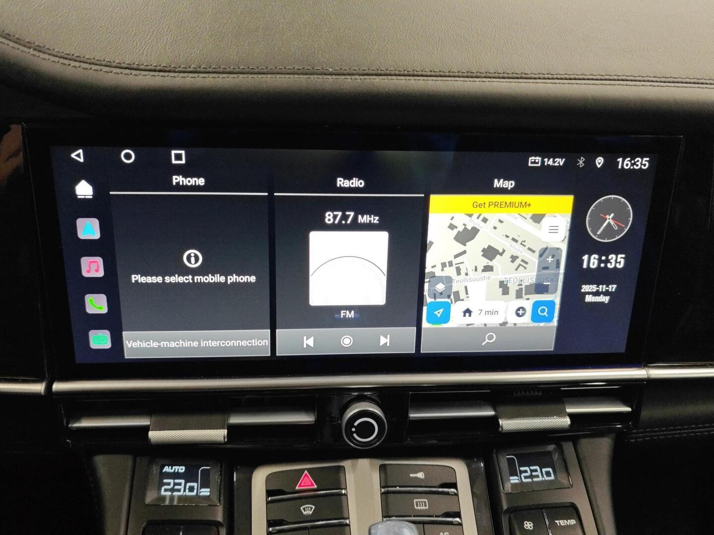 PORSCHE Panamera 2009