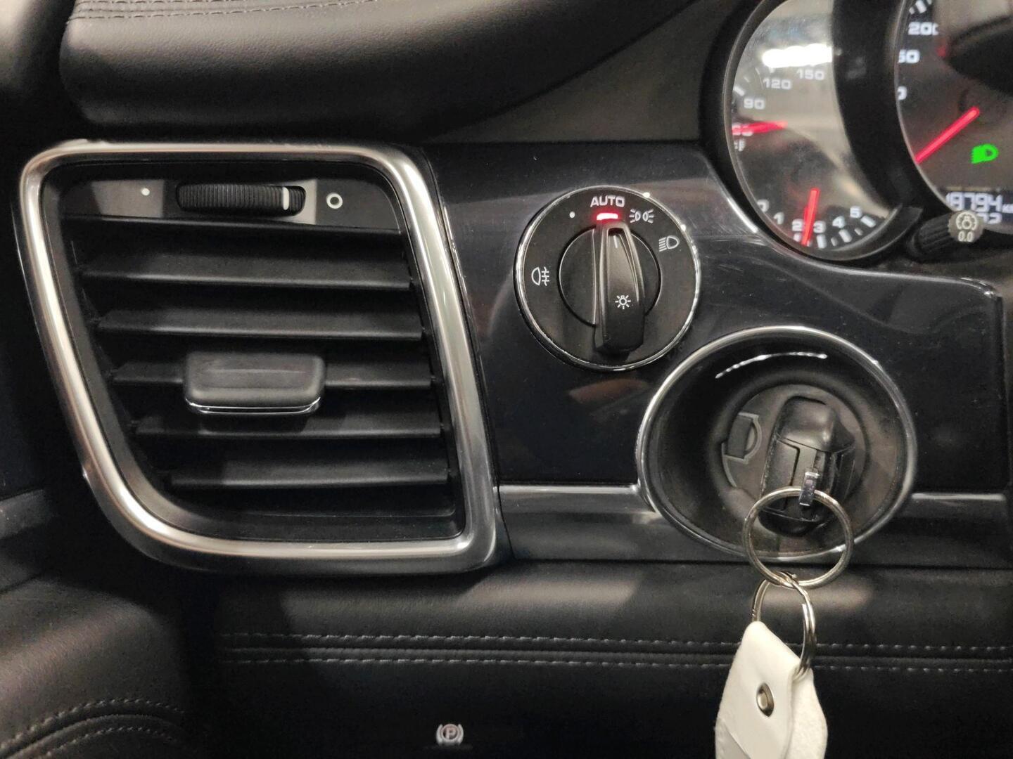 PORSCHE Panamera 2009