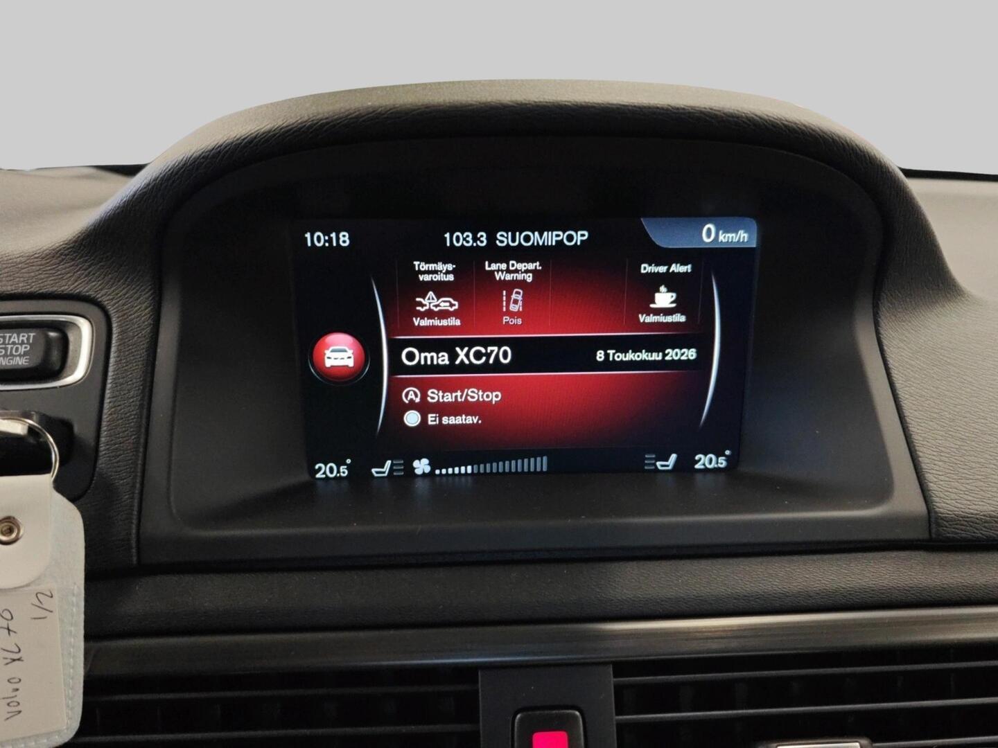 VOLVO XC70 2015