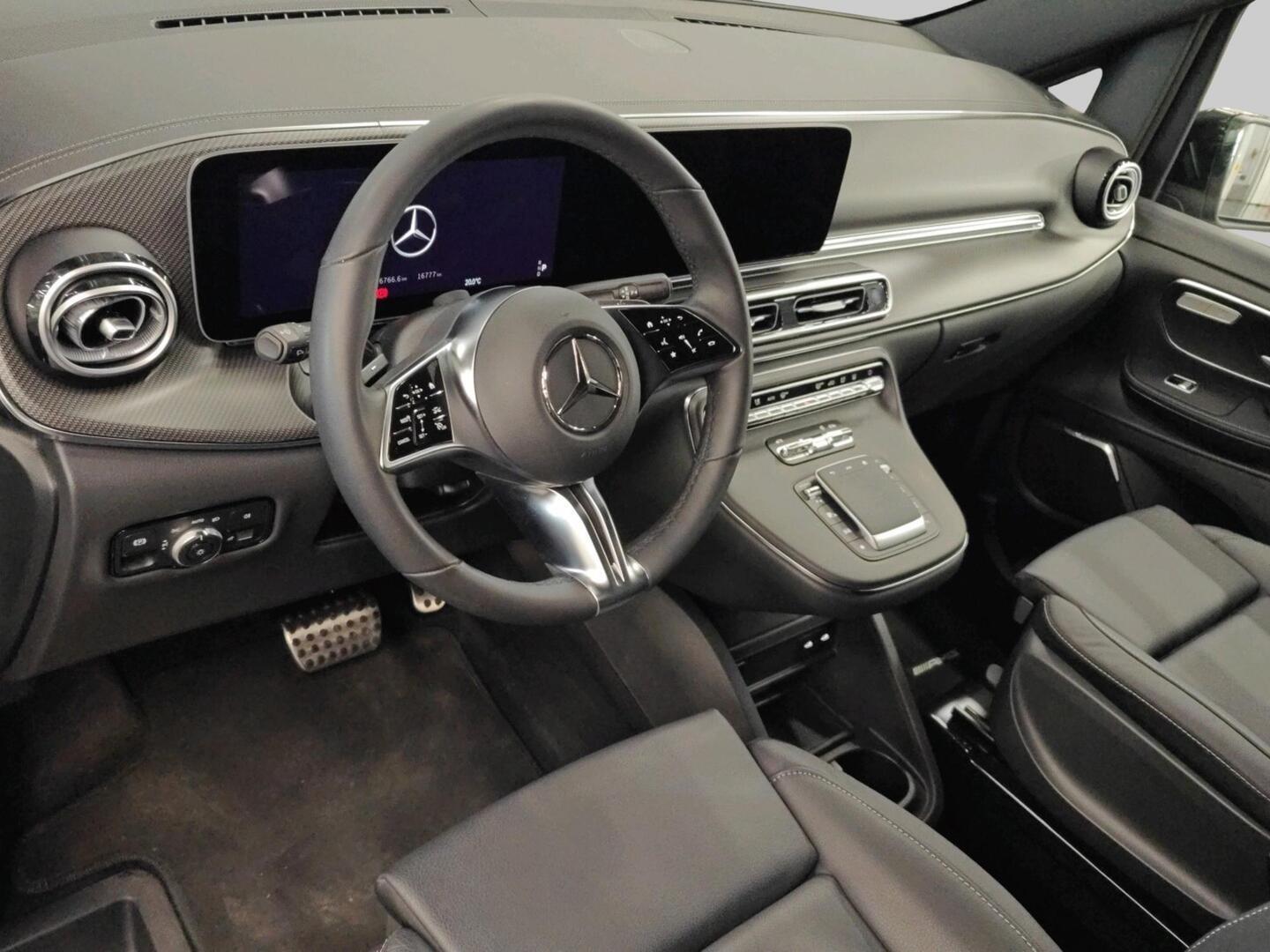 MERCEDES-BENZ V 2025