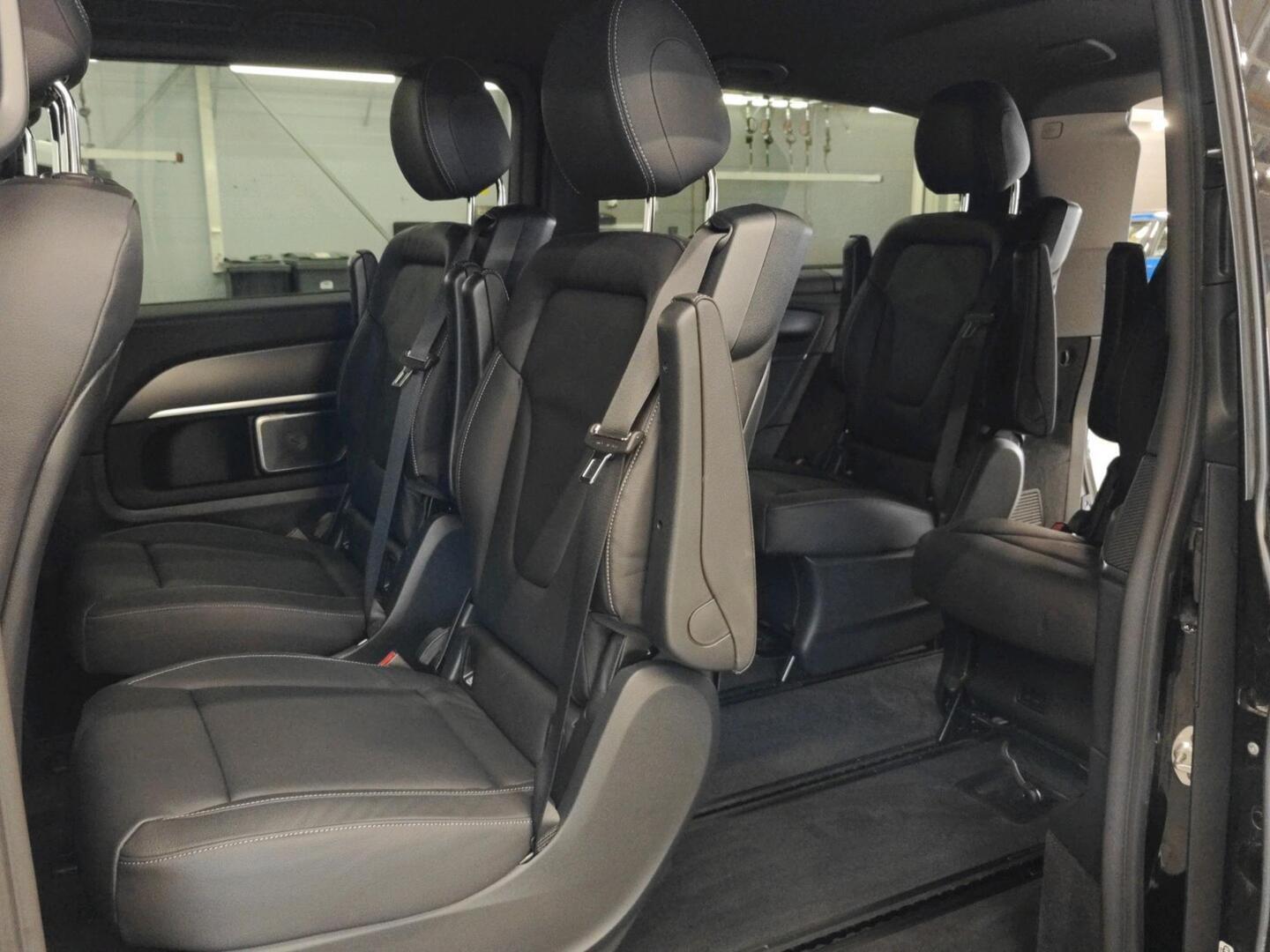 MERCEDES-BENZ V 2025