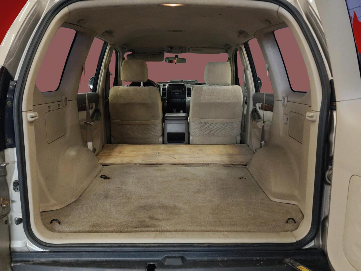 TOYOTA Land Cruiser 2004