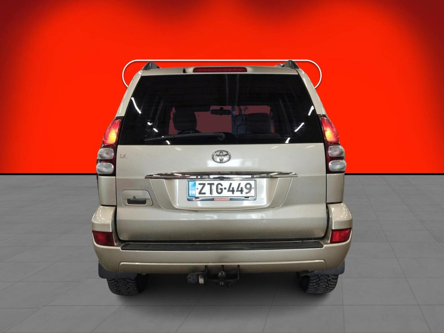 TOYOTA Land Cruiser 2004