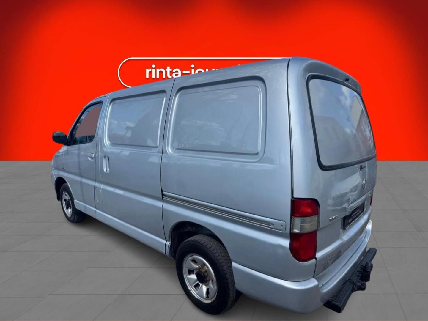 TOYOTA HIACE 2008