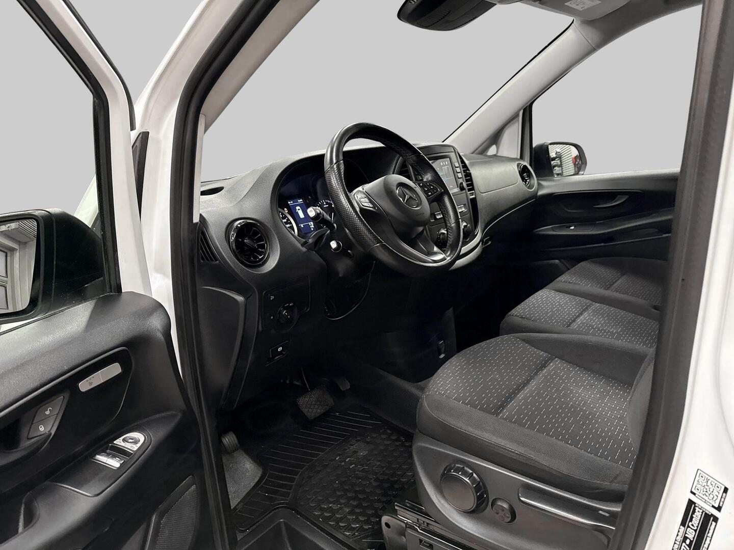 MERCEDES-BENZ VITO 2022