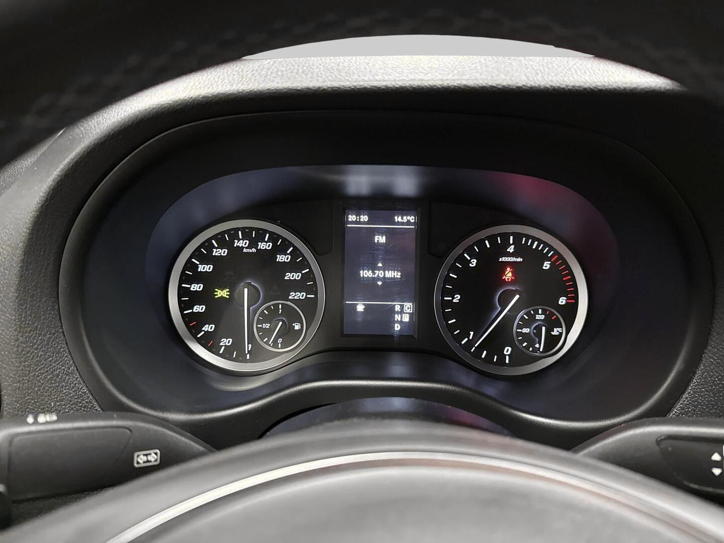 MERCEDES-BENZ VITO 2022