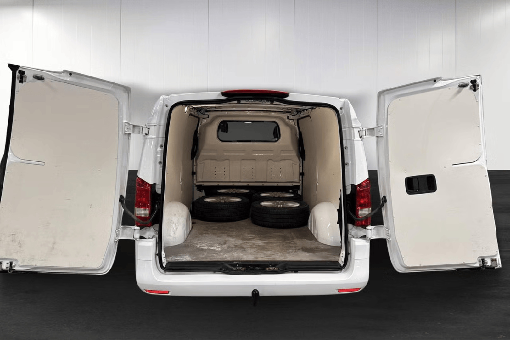 MERCEDES-BENZ VITO 2022