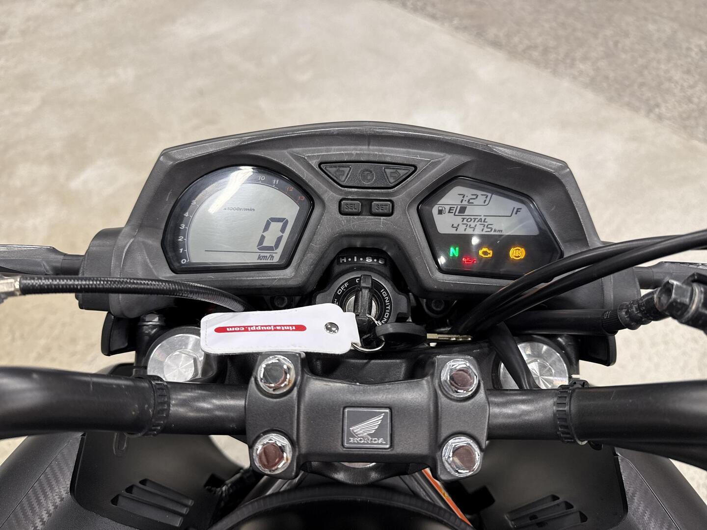 HONDA CB 2016