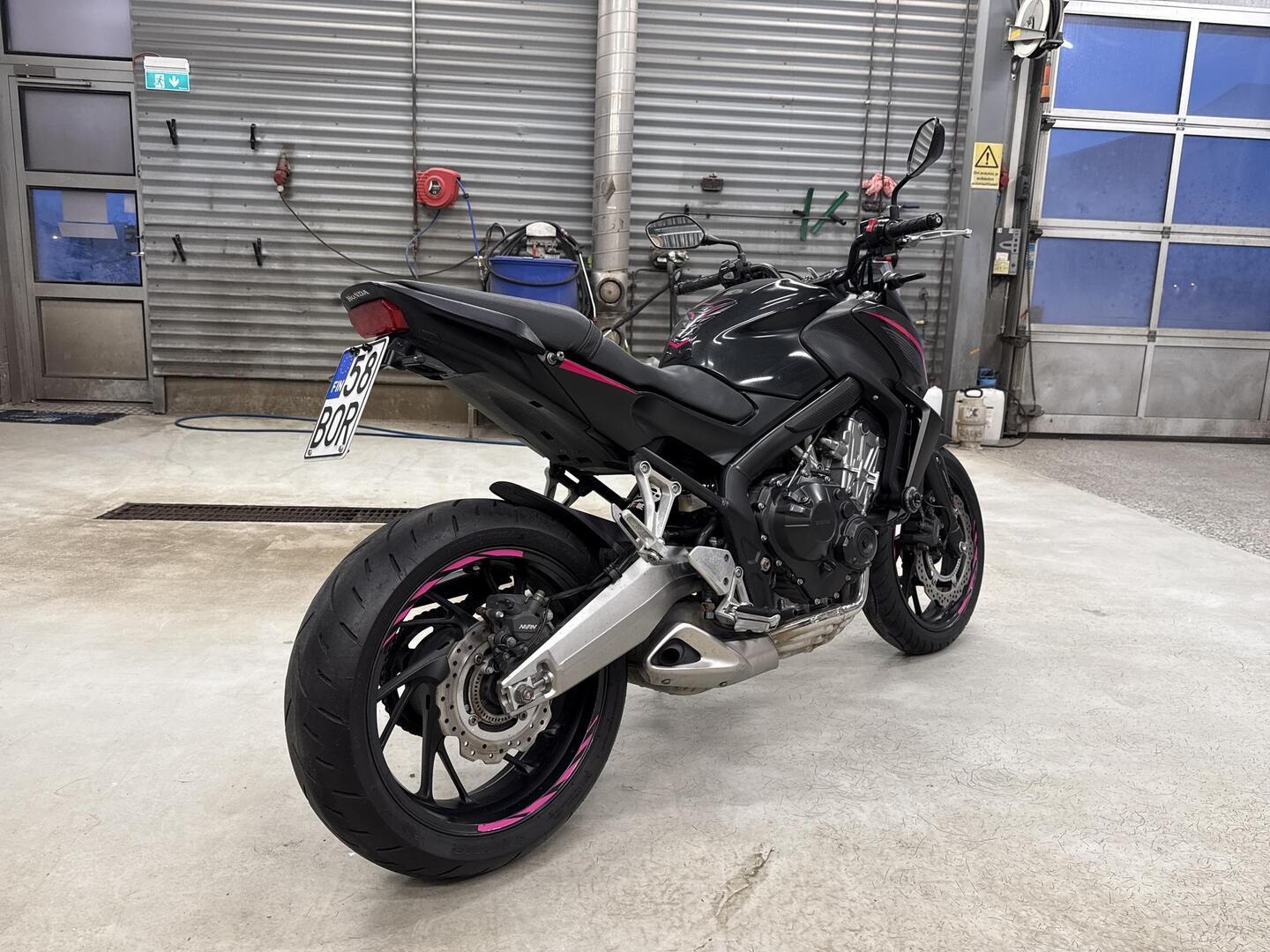 HONDA CB 2016