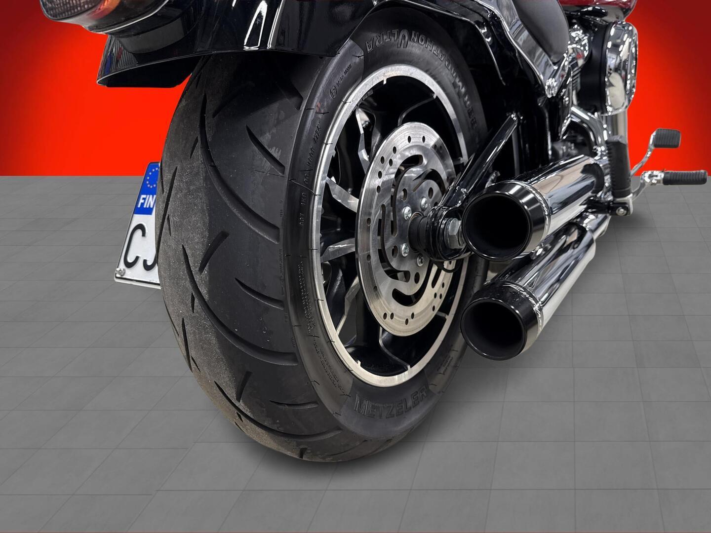 HARLEY-DAVIDSON SOFTAIL 2020