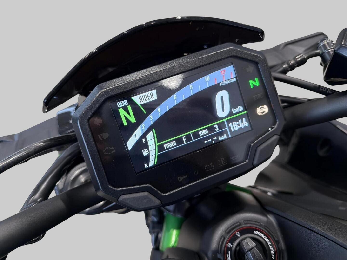KAWASAKI Z 2024