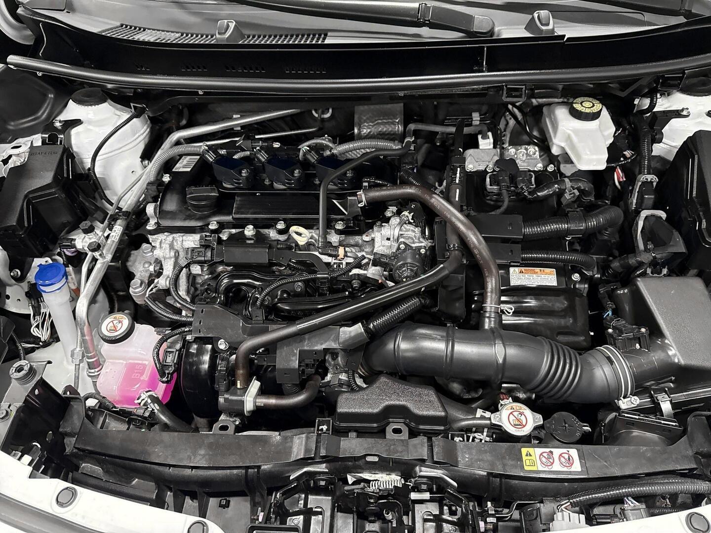 TOYOTA YARIS CROSS 2024