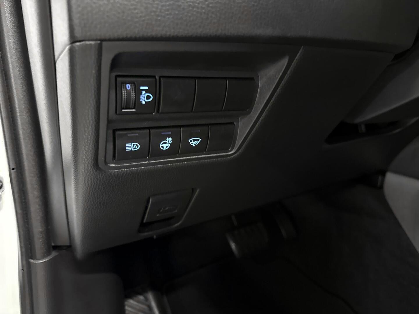 TOYOTA YARIS CROSS 2024