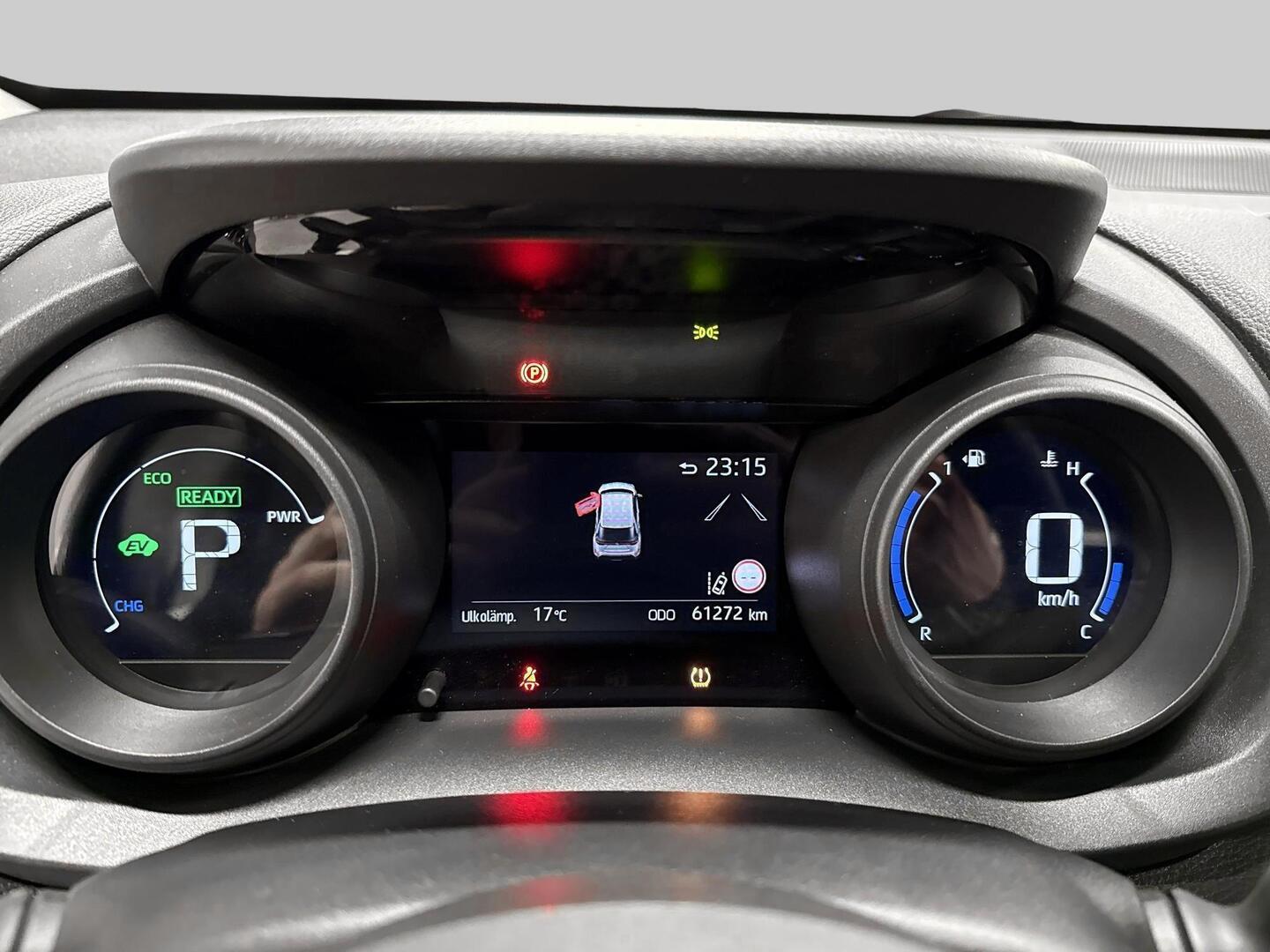 TOYOTA YARIS CROSS 2024