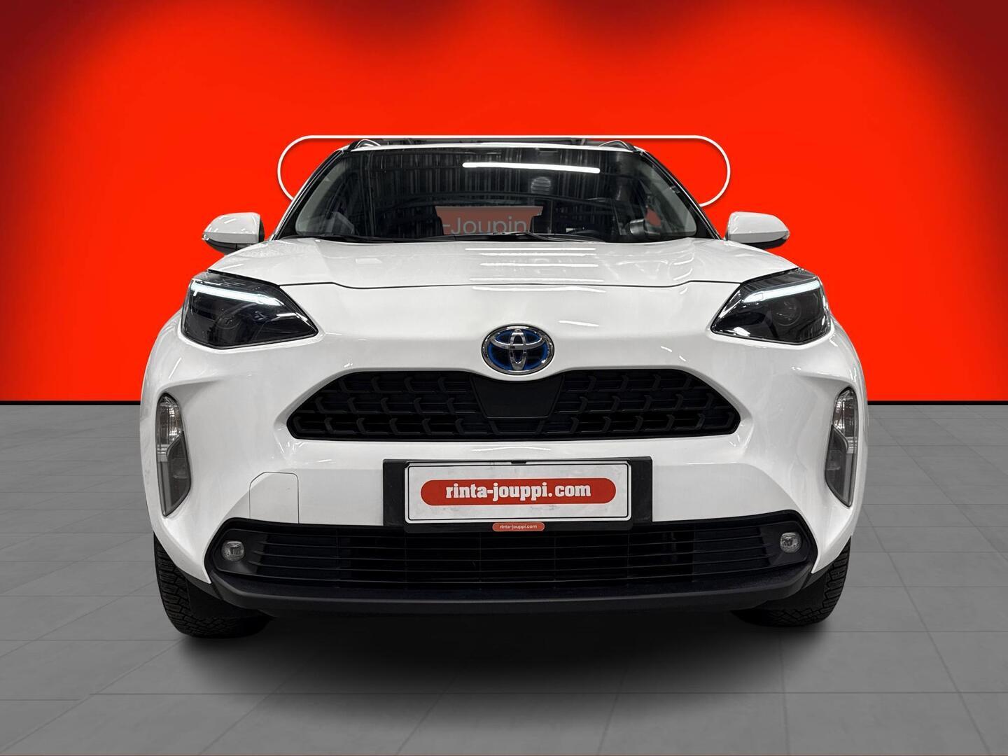 TOYOTA YARIS CROSS 2024