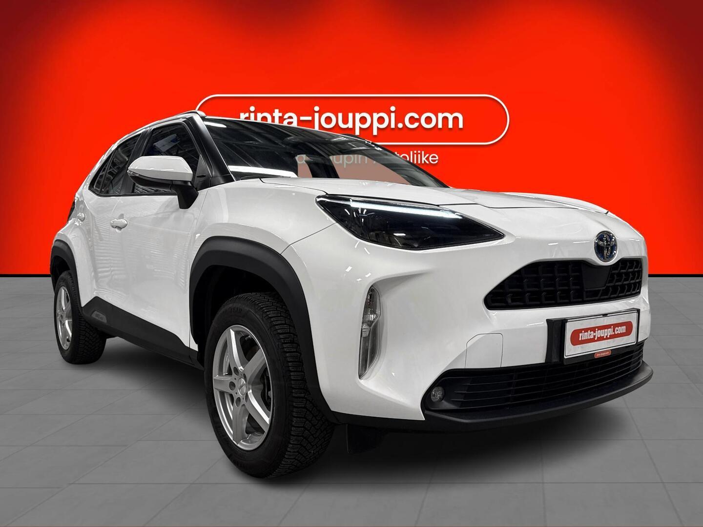 TOYOTA YARIS CROSS 2024