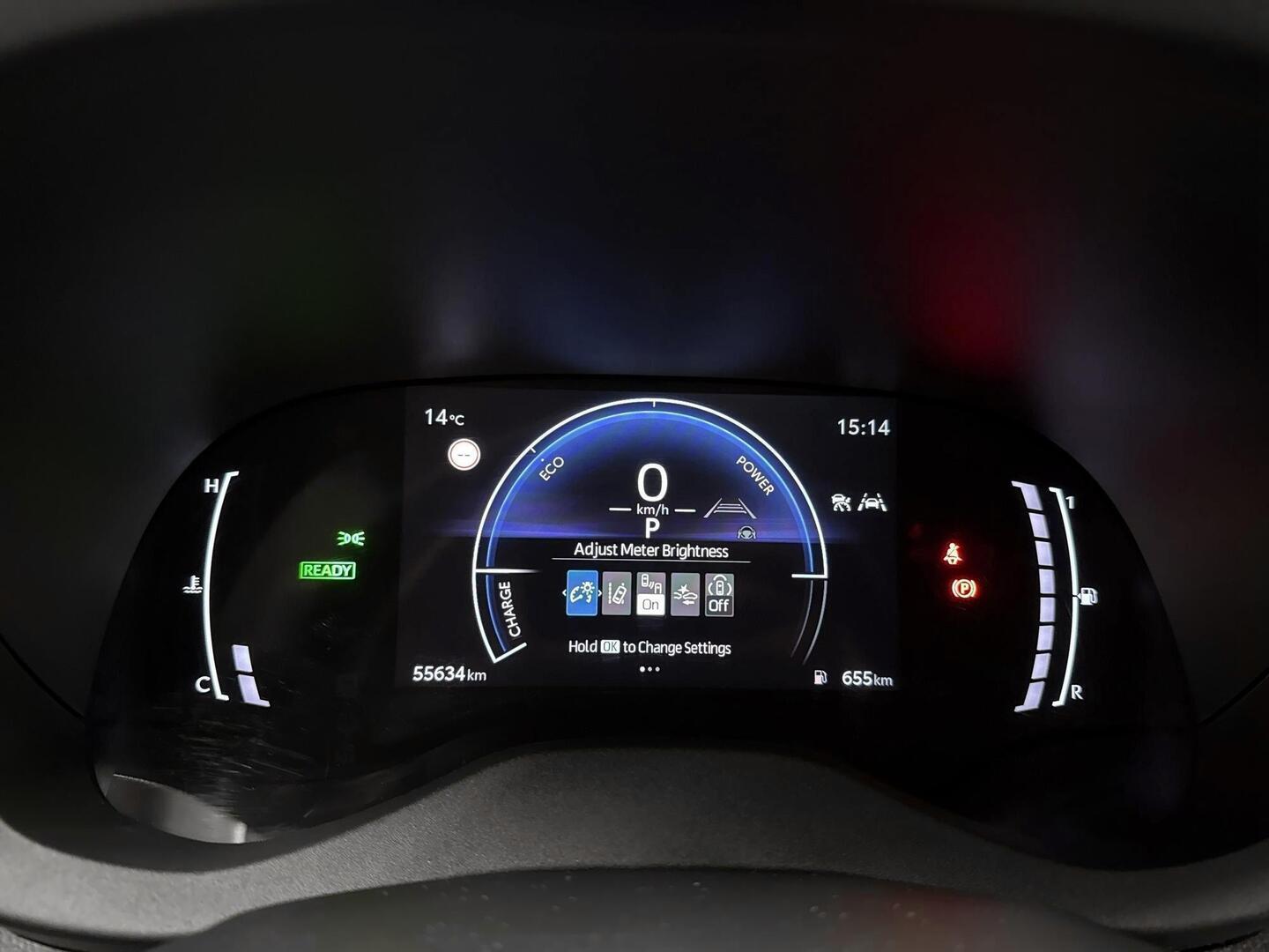 TOYOTA YARIS CROSS 2024